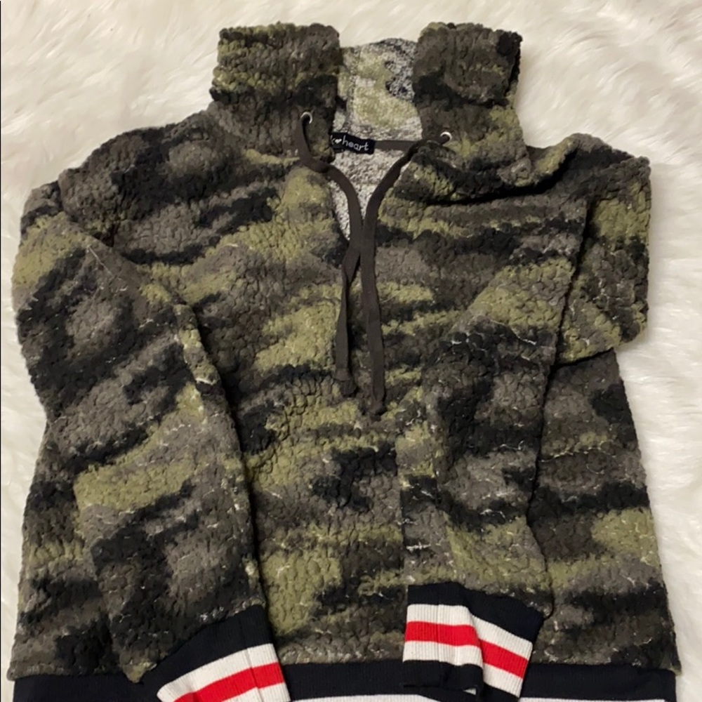 Shepard warm hoodie !